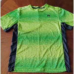 "Russell" Green Athletic T-Shirt Size: XL (JR)  SKU: 0934